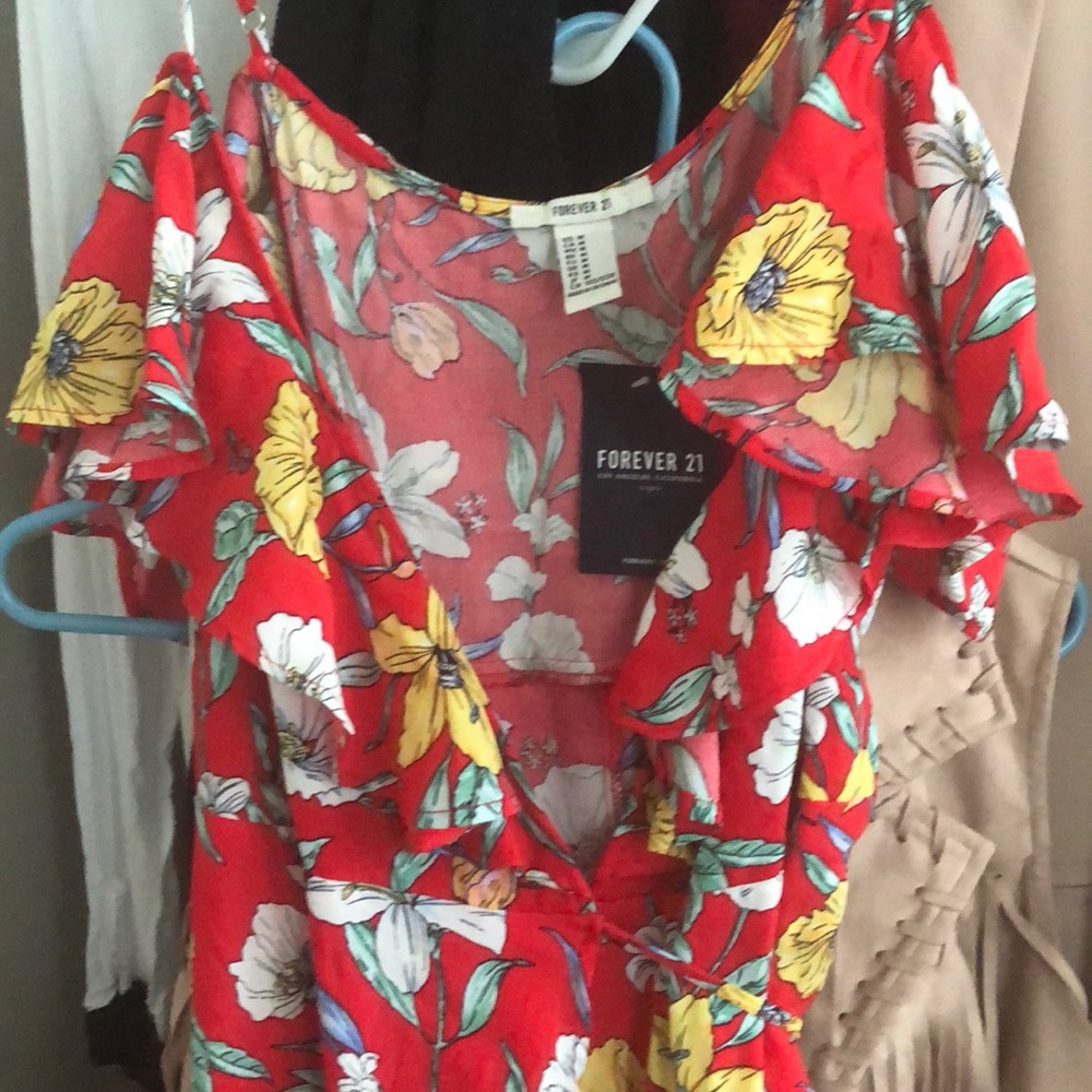 Dress - Picture 2 of 2